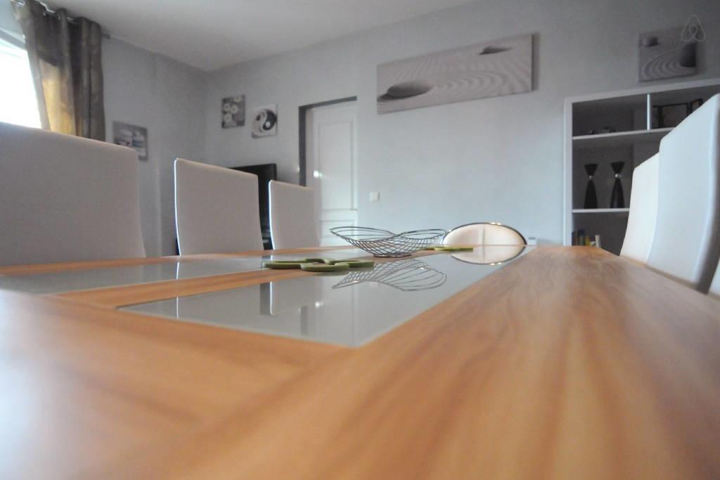 Appartement De Charme Climatise Pour 6 A 8 Pers 阿姆博斯 客房 照片